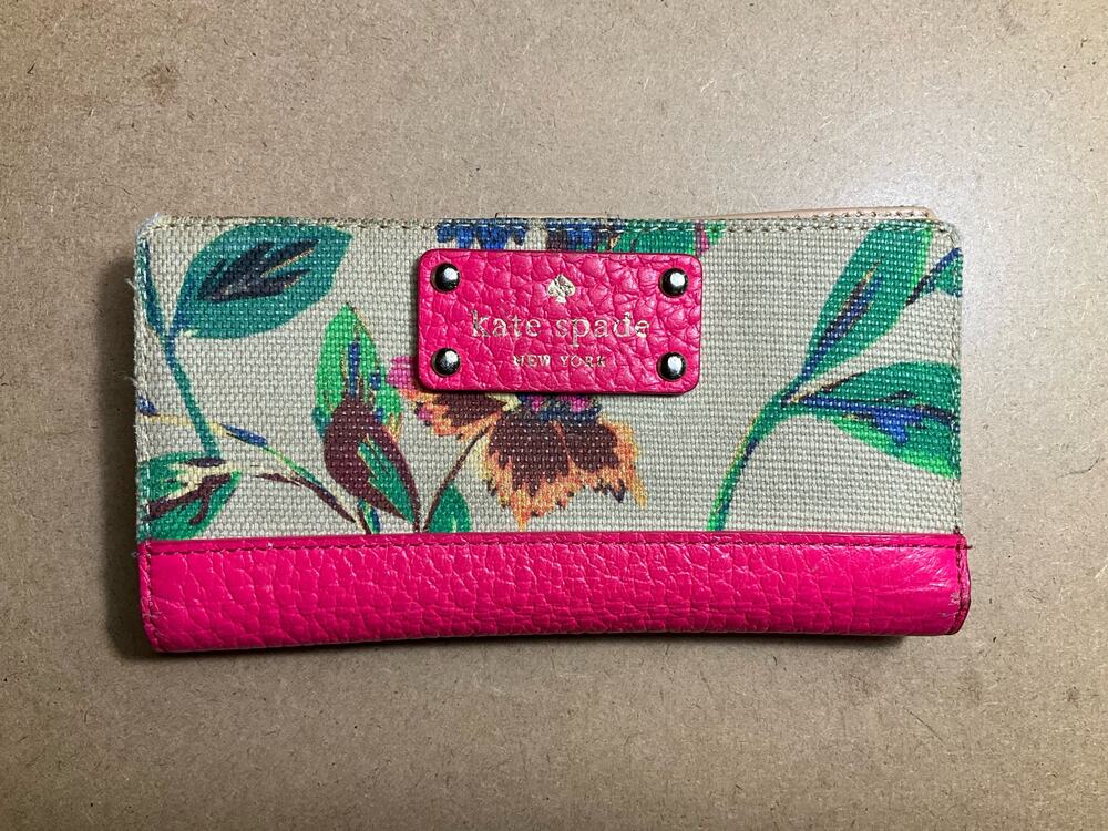 Kate Spade - Stacy Southport Avenue Floral Wallet